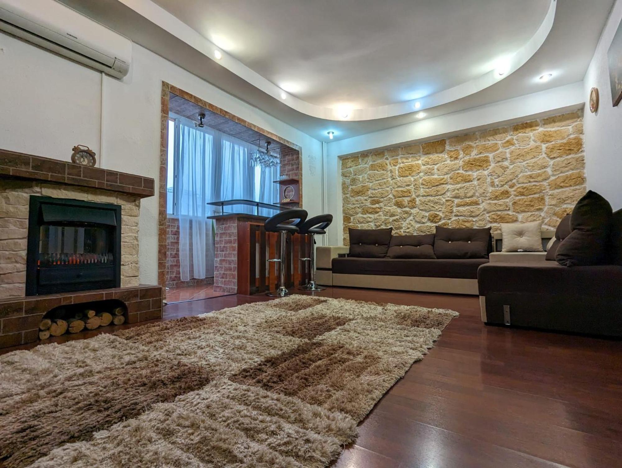 Modern Oasis With A Cozy Fireplace Your Stylish Apartment Minutes From Downtown Букурещ Екстериор снимка